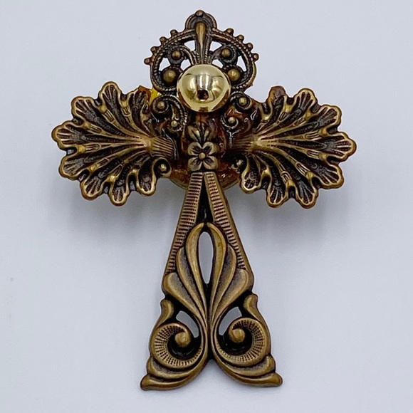 Vintage Angel Pin Brooch - Picture 1 of 6